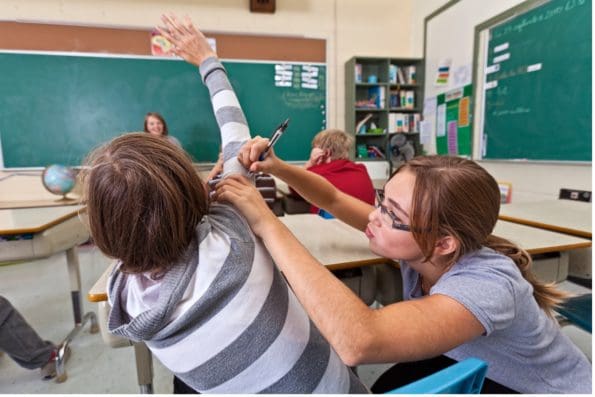 problemas-de-conducta-entre-adolescentes