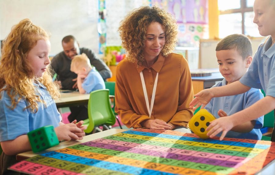 Qué diferencia hay entre Educación Infantil y pedagogía infantil